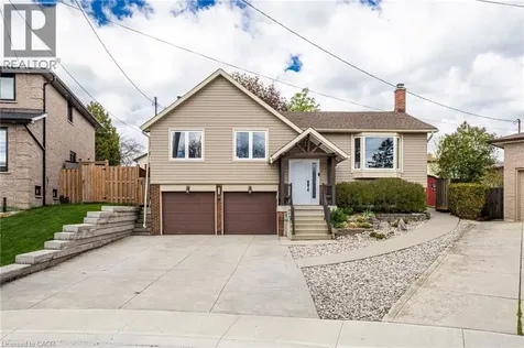 118 Napoli Drive Hamilton ON L9C 6X2