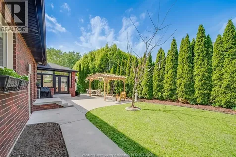 2990 Normandy Street Lasalle ON N9H 2P2