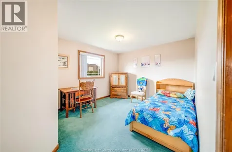 313 Applewood Kingsville ON N9Y 3Y7