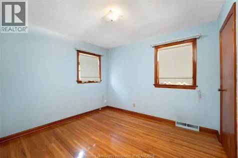 1639 Langlois Avenue Windsor ON N8X 4M4