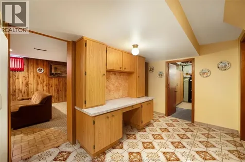 1639 Langlois Avenue Windsor ON N8X 4M4