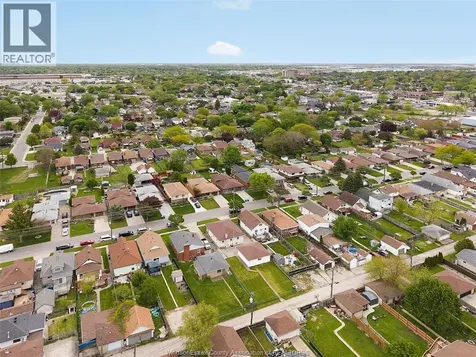 1639 Langlois Avenue Windsor ON N8X 4M4