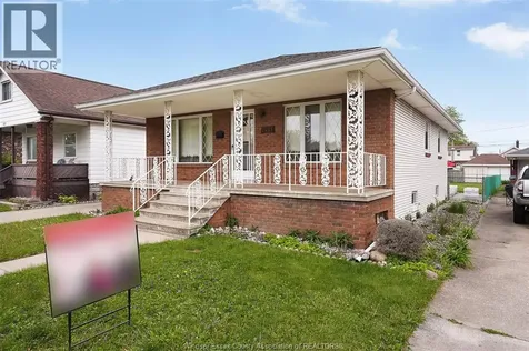 1639 Langlois Avenue Windsor ON N8X 4M4