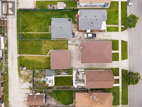 1639 Langlois Avenue Windsor ON N8X 4M4