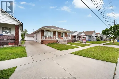 1639 Langlois Avenue Windsor ON N8X 4M4