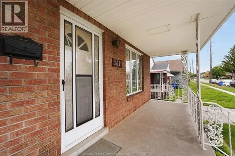 1639 Langlois Avenue Windsor ON N8X 4M4