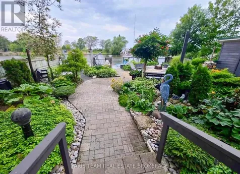 60 River Avenue Crescent Wasaga Beach ON L9Z 2K6