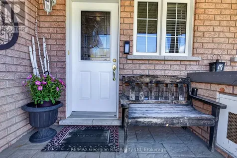 177 Southwinds Crescent Midland ON L4R 0A2