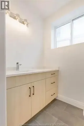 987 Ford Boulevard Windsor ON N8S 2E8