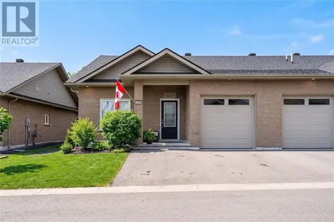 2512 Parkview Drive Unit# G20 Azilda ON P0M 1B0