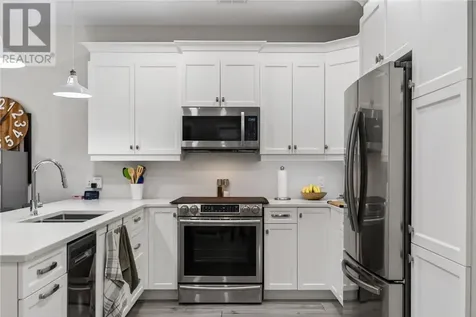 2512 Parkview Drive Unit# G20 Azilda ON P0M 1B0