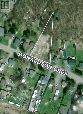 1166 Donaldson Crescent Val Caron ON P3N 1M8