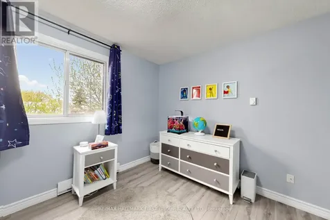 1100 Oxford Street Oshawa (lakeview) ON L1J 6G4