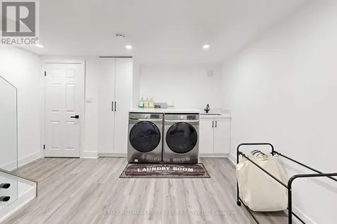 1100 Oxford Street Oshawa (lakeview) ON L1J 6G4