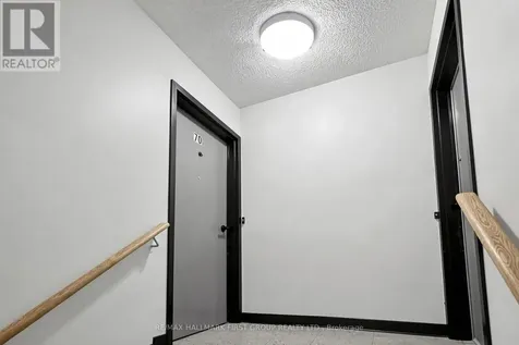 1100 Oxford Street Oshawa (lakeview) ON L1J 6G4