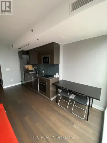 199 Slater Street Ottawa ON K1P 0C8