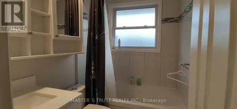 30 William Street Guelph (st. George's) ON N1E 5C9