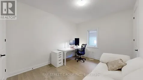 97 Halldorson Avenue Aurora ON L4G 0C5