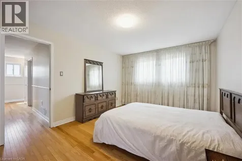 37 Moffatt Avenue Brampton ON L6Y 2L6