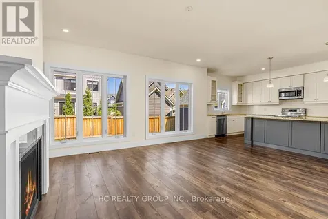 181 Yellow Birch Crescent Blue Mountains ON L9Y 0Z3