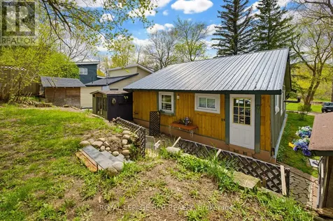 13 Old Pavilion Road Caledon ON L7C 3J8