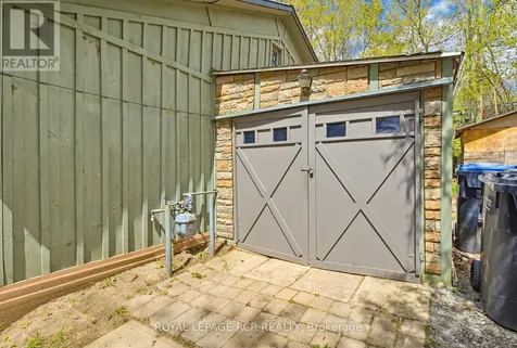 13 Old Pavilion Road Caledon ON L7C 3J8