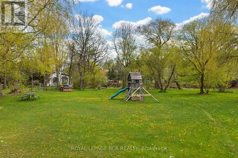 13 Old Pavilion Road Caledon ON L7C 3J8