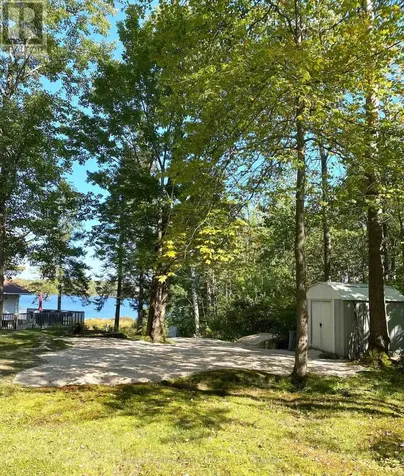 42 West Ham Lake Road Killarney ON P0M 1A0