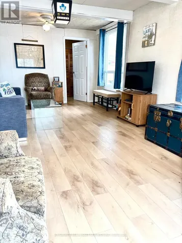 42 West Ham Lake Road Killarney ON P0M 1A0