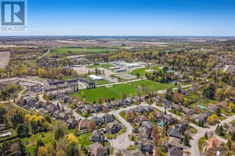 211 Jensen Court Ottawa ON K0A 1L0
