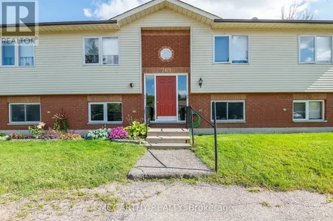 209 Sarah Court Shelburne ON L9V 2Z8