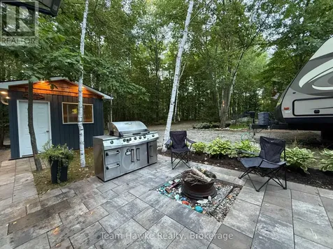 2920 Old Penetanguishene Road Springwater ON L0L 1P0