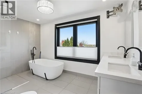 176 Albion Falls Boulevard Hamilton ON L8W 1R6