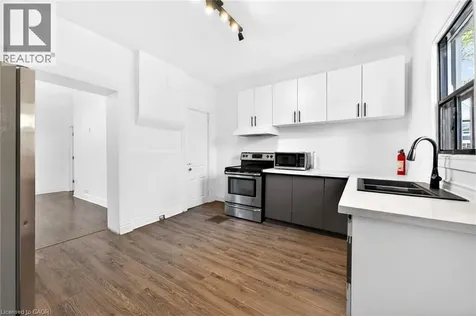 99 Leeming Street Hamilton ON L8L 5T5