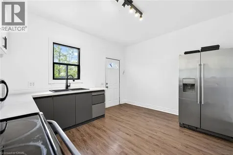 99 Leeming Street Hamilton ON L8L 5T5
