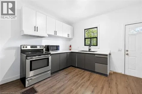 99 Leeming Street Hamilton ON L8L 5T5