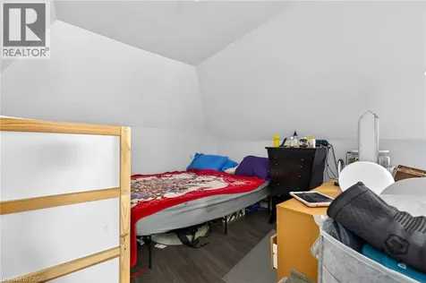 99 Leeming Street Hamilton ON L8L 5T5