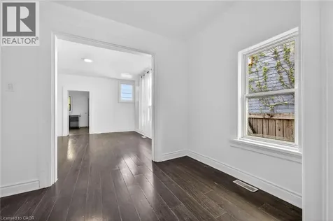 99 Leeming Street Hamilton ON L8L 5T5