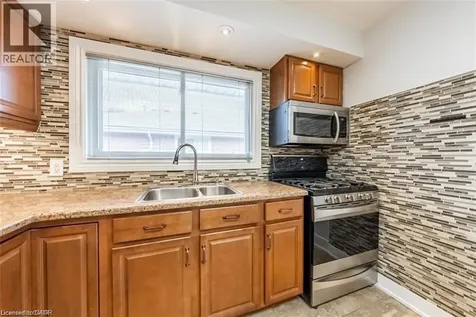172 Fennell Avenue East Hamilton ON L9A 1S3