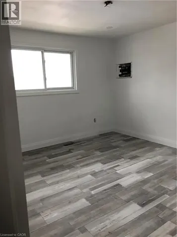 118 Sutherland Street East Caledonia ON N3W 1C6