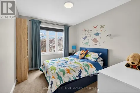 860 White Alder Avenue Ottawa ON K1T 0H1