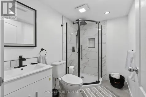 860 White Alder Avenue Ottawa ON K1T 0H1