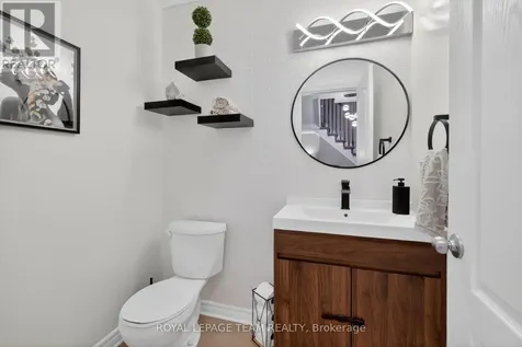860 White Alder Avenue Ottawa ON K1T 0H1