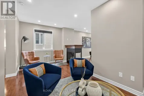860 White Alder Avenue Ottawa ON K1T 0H1
