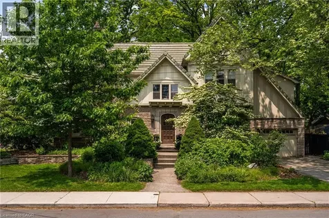 2 Oak Knoll Drive Hamilton ON L8S 4C3