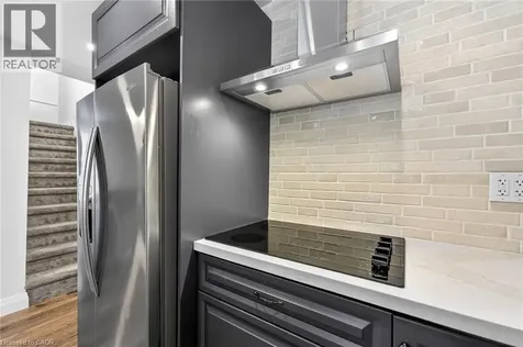 255 Macnab Street Dundas ON L9H 2K4