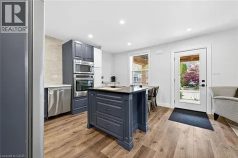 255 Macnab Street Dundas ON L9H 2K4