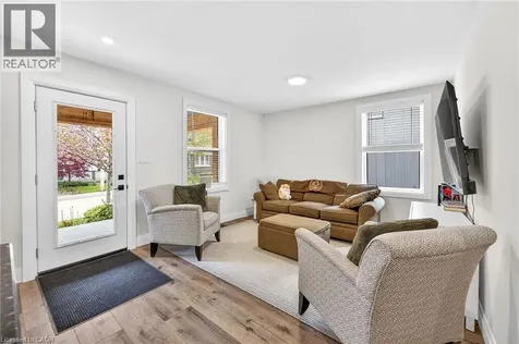 255 Macnab Street Dundas ON L9H 2K4