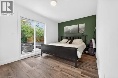 255 Macnab Street Dundas ON L9H 2K4