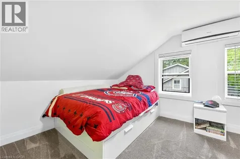 255 Macnab Street Dundas ON L9H 2K4